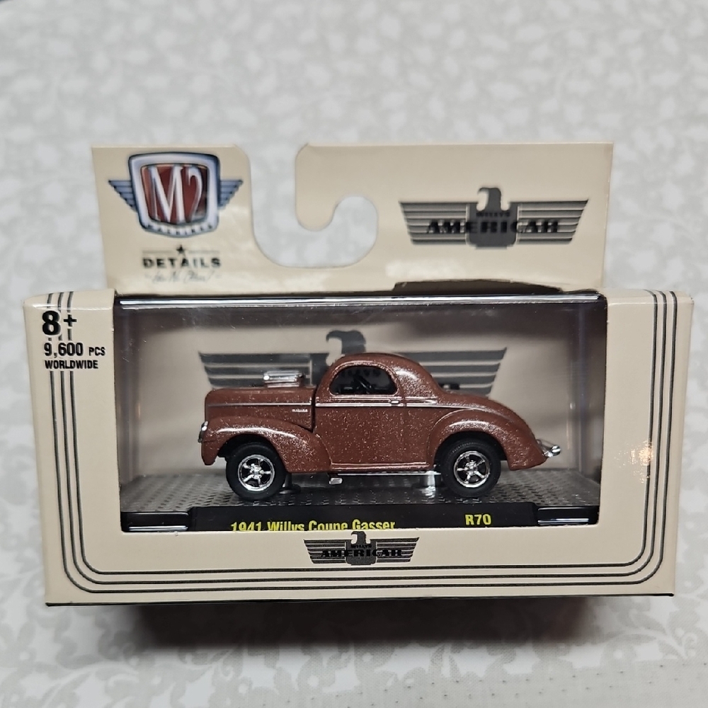 M2 Machines Brown 1941 Willys Coupe Gasser Premium Die-cast Car R70 21-123